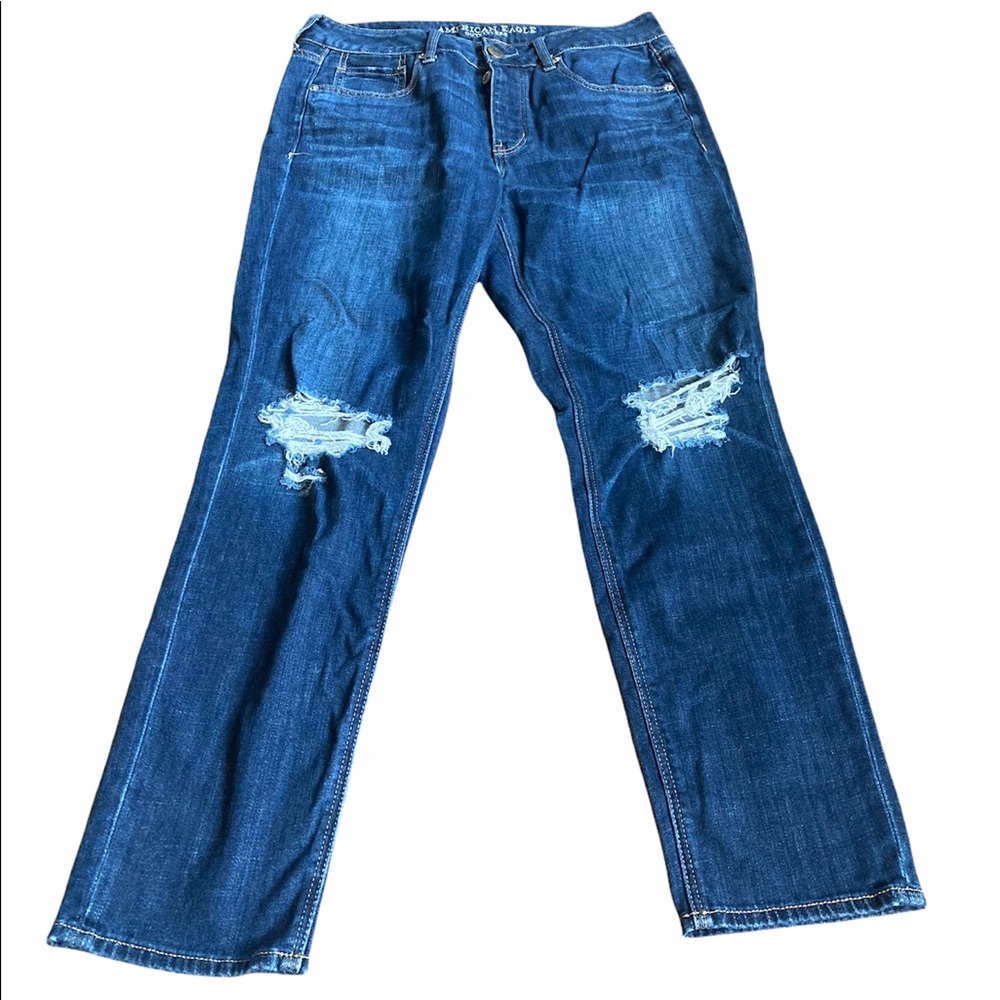 American Eagle Distressed Tomgirl Jeans 8 Regular
